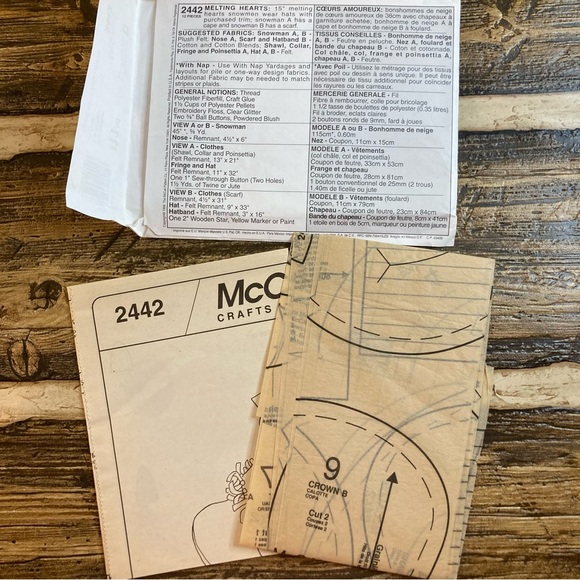 McCall’s crafts sewing pattern #2442 melting hearts 15” snowmen - Picture 5 of 5